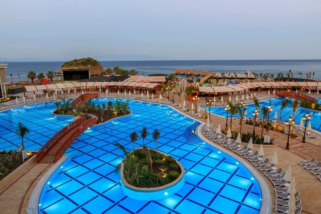 Sunis Efes Royal Palace Resort & Spa Ozdere Εξωτερικό φωτογραφία