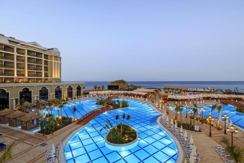 Sunis Efes Royal Palace Resort & Spa Ozdere Εξωτερικό φωτογραφία